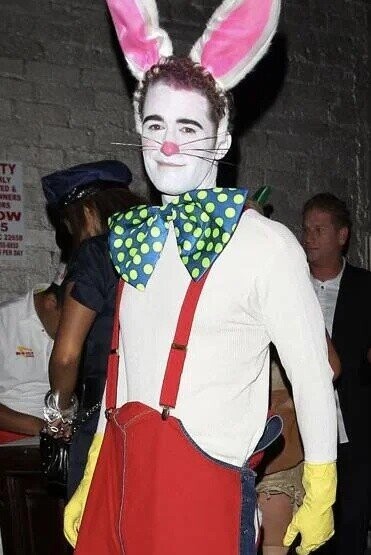 TY LY ED & NNERS RS W 5 22558 PER BAY 