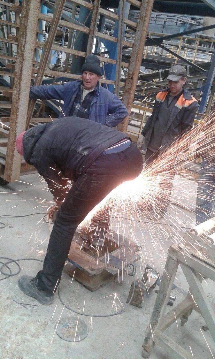 Photos Where Common Sense Was Stuck on the Sidelines