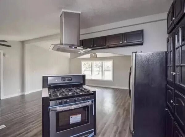 DIY Disasters from Builders With More Ideas Than Skill