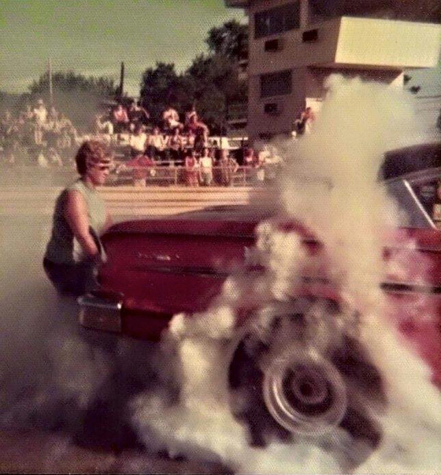 Tire-Smoking Pics of '70s Muscle Cars in Their Heyday