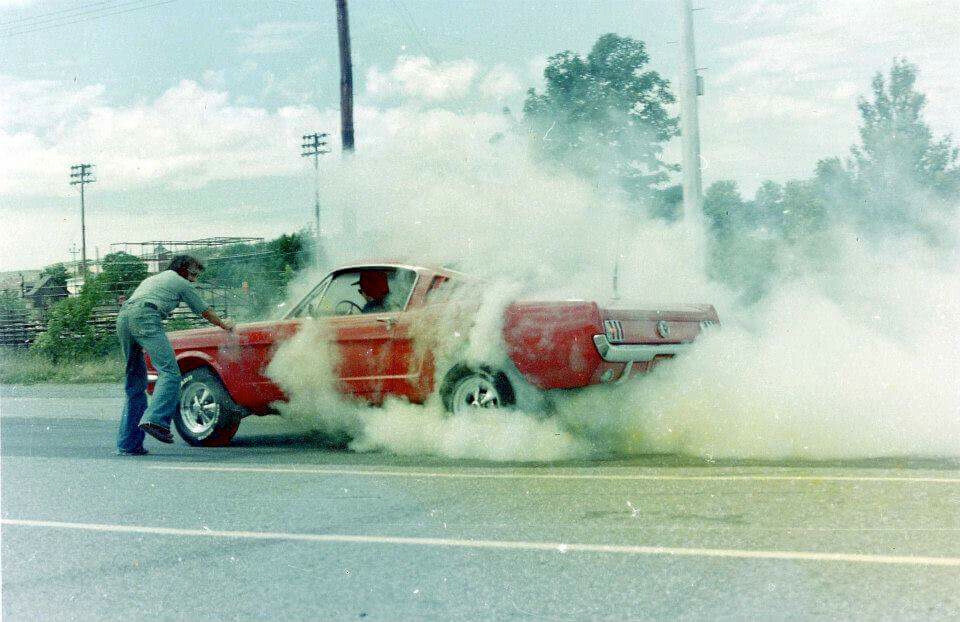 Tire-Smoking Pics of '70s Muscle Cars in Their Heyday