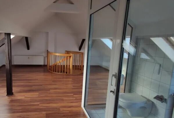 DIY Disasters from Builders With More Ideas Than Skill