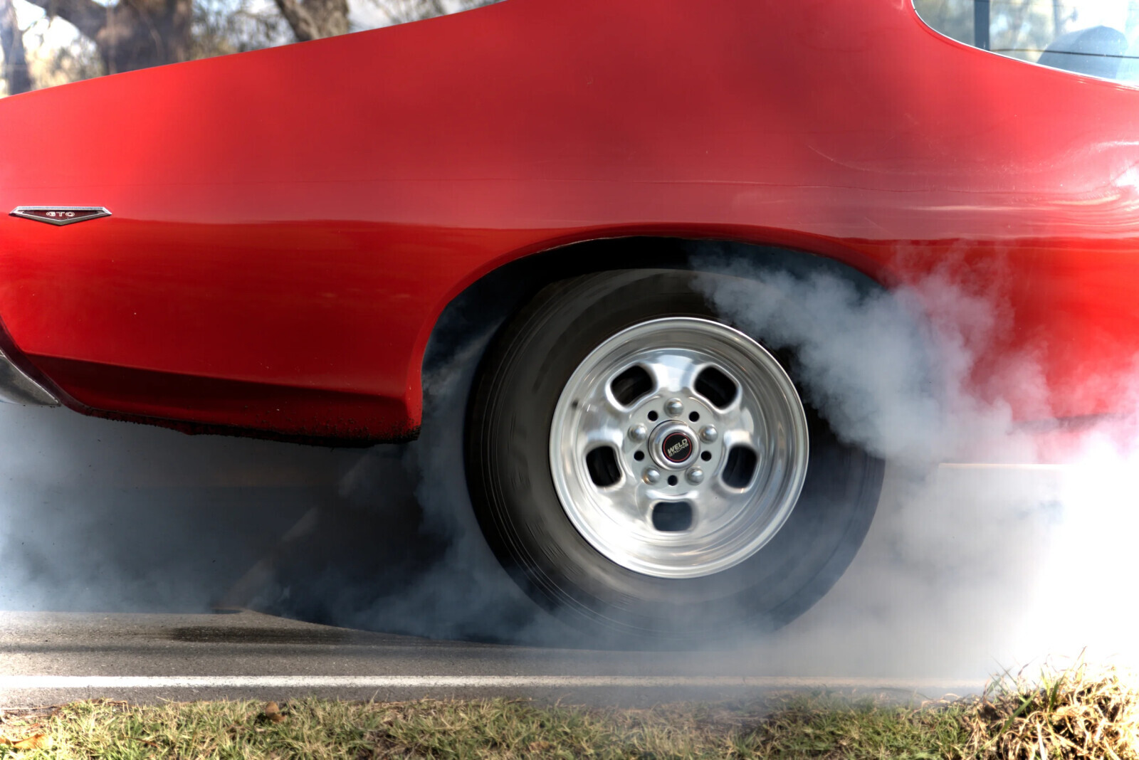 Tire-Smoking Pics of '70s Muscle Cars in Their Heyday