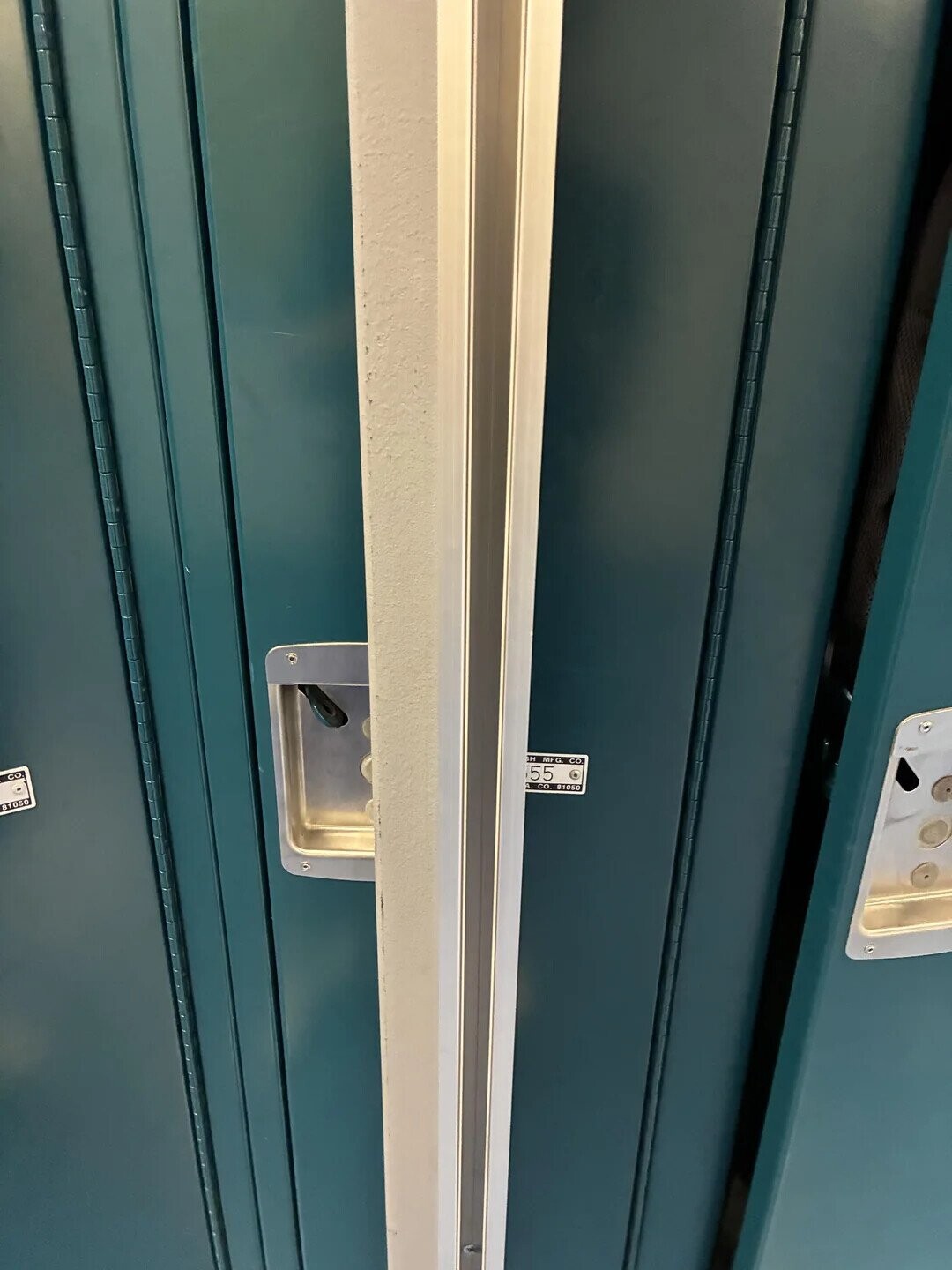 H MFG co 55 CO 81050 81050