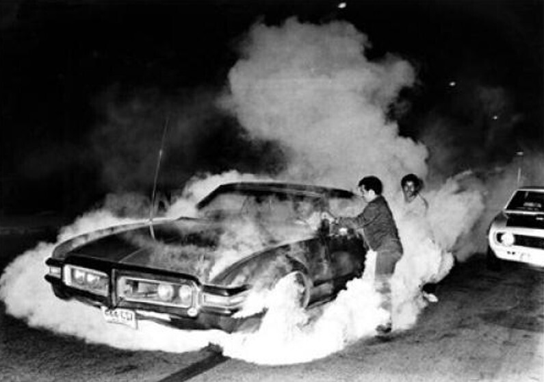 Tire-Smoking Pics of '70s Muscle Cars in Their Heyday