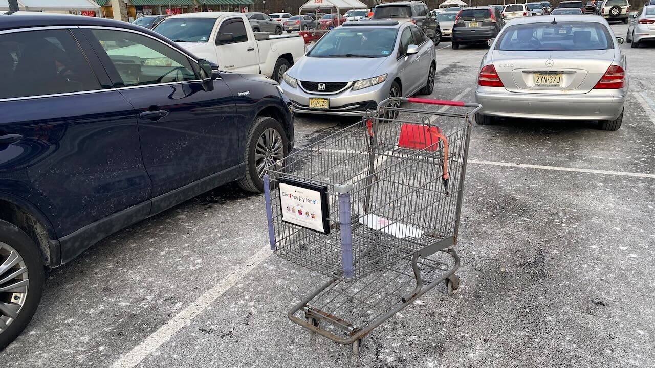 Things People Know Are Irritating And Do Anyway