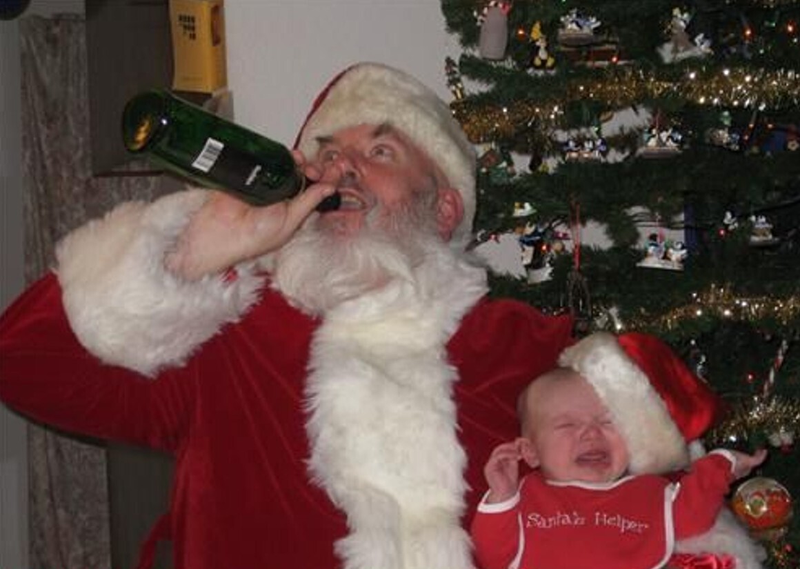 20 Santas That Won’t Be Going Home to Mrs. Clause