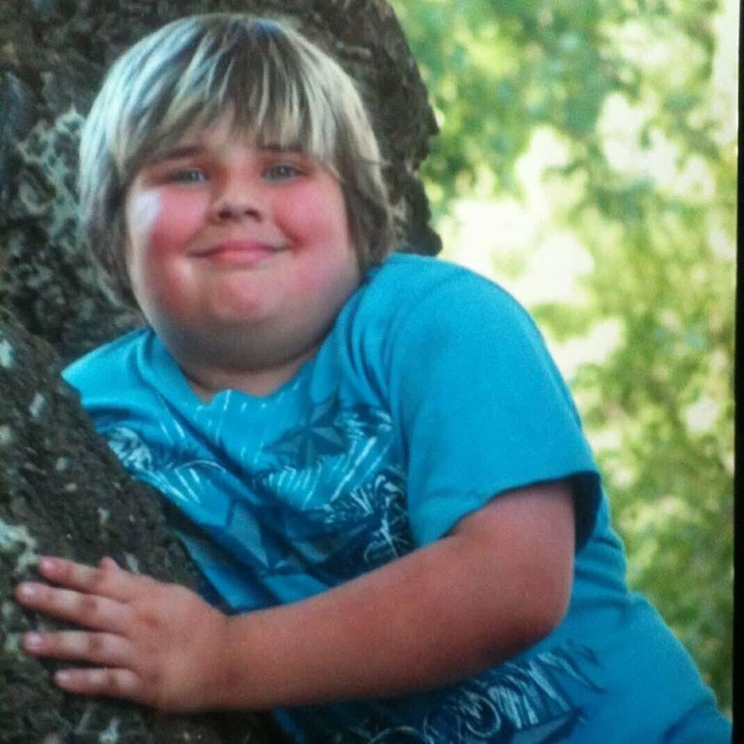 20 Old Photos People Might Regret Putting Online