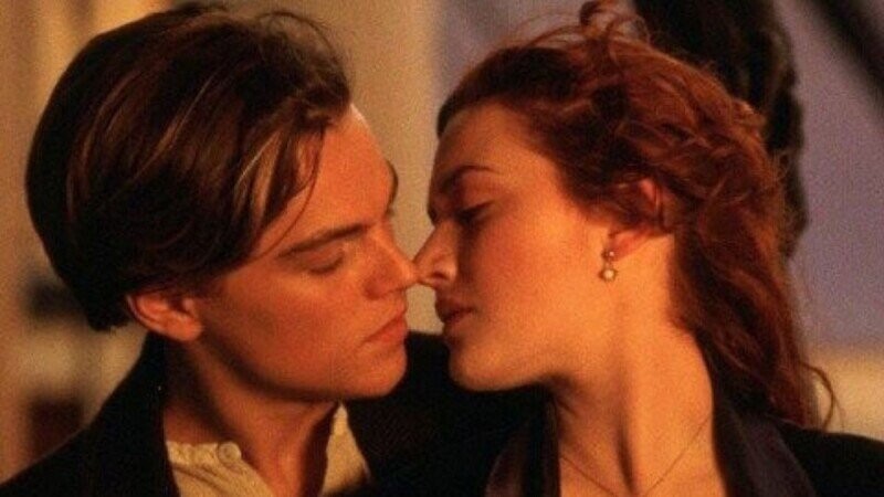 33 Trivia Nuggets From Pop Culture History With A Special Card That Allows Them To Run Red Lights