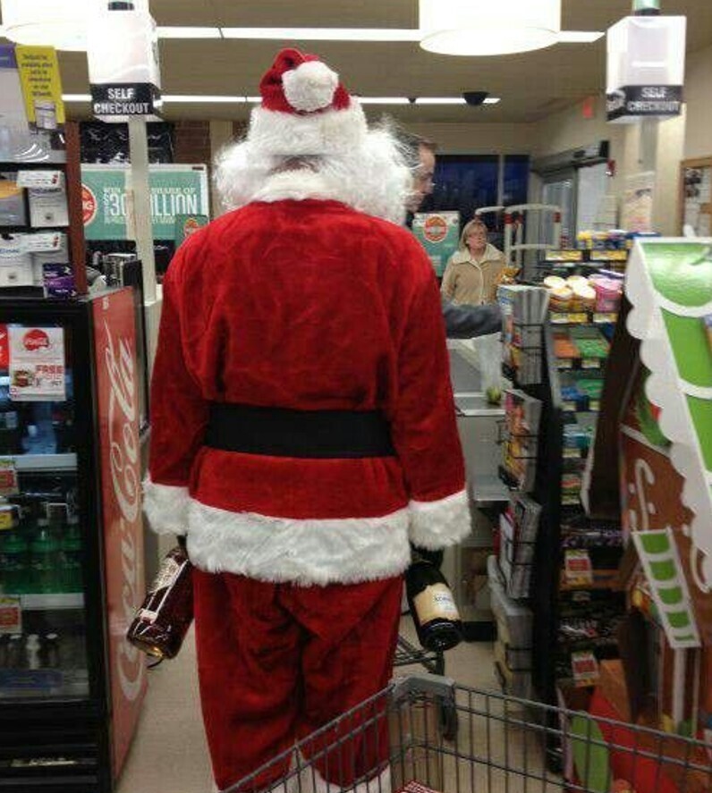 20 Santas That Won’t Be Going Home to Mrs. Clause