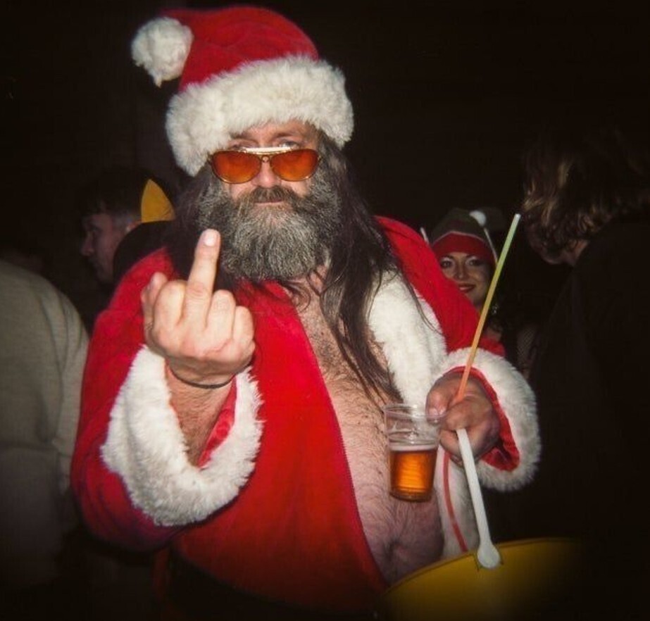 20 Santas That Won’t Be Going Home to Mrs. Clause