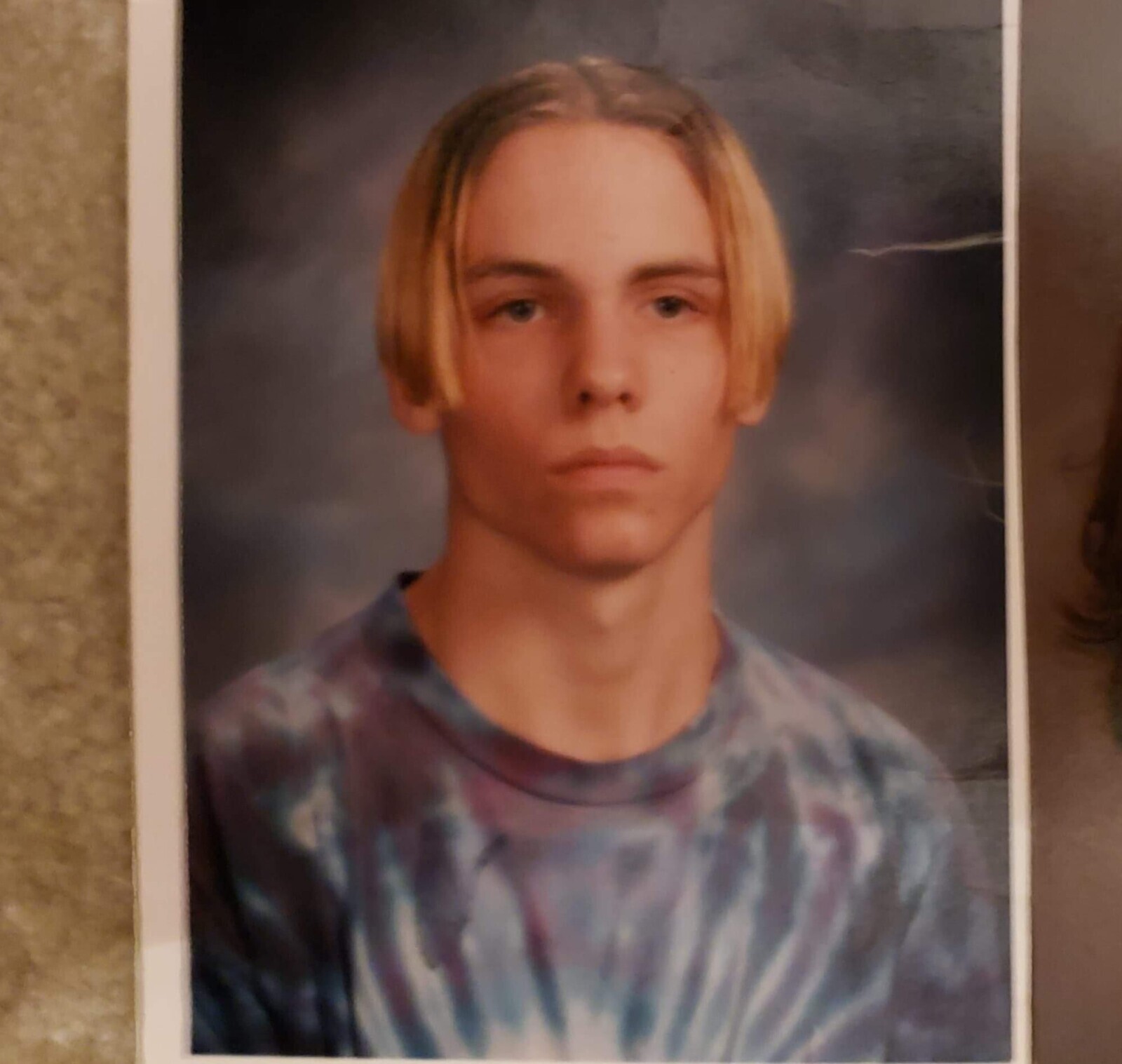 20 Old Photos People Might Regret Putting Online