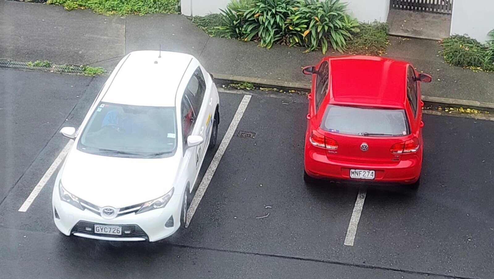 Things People Know Are Irritating And Do Anyway