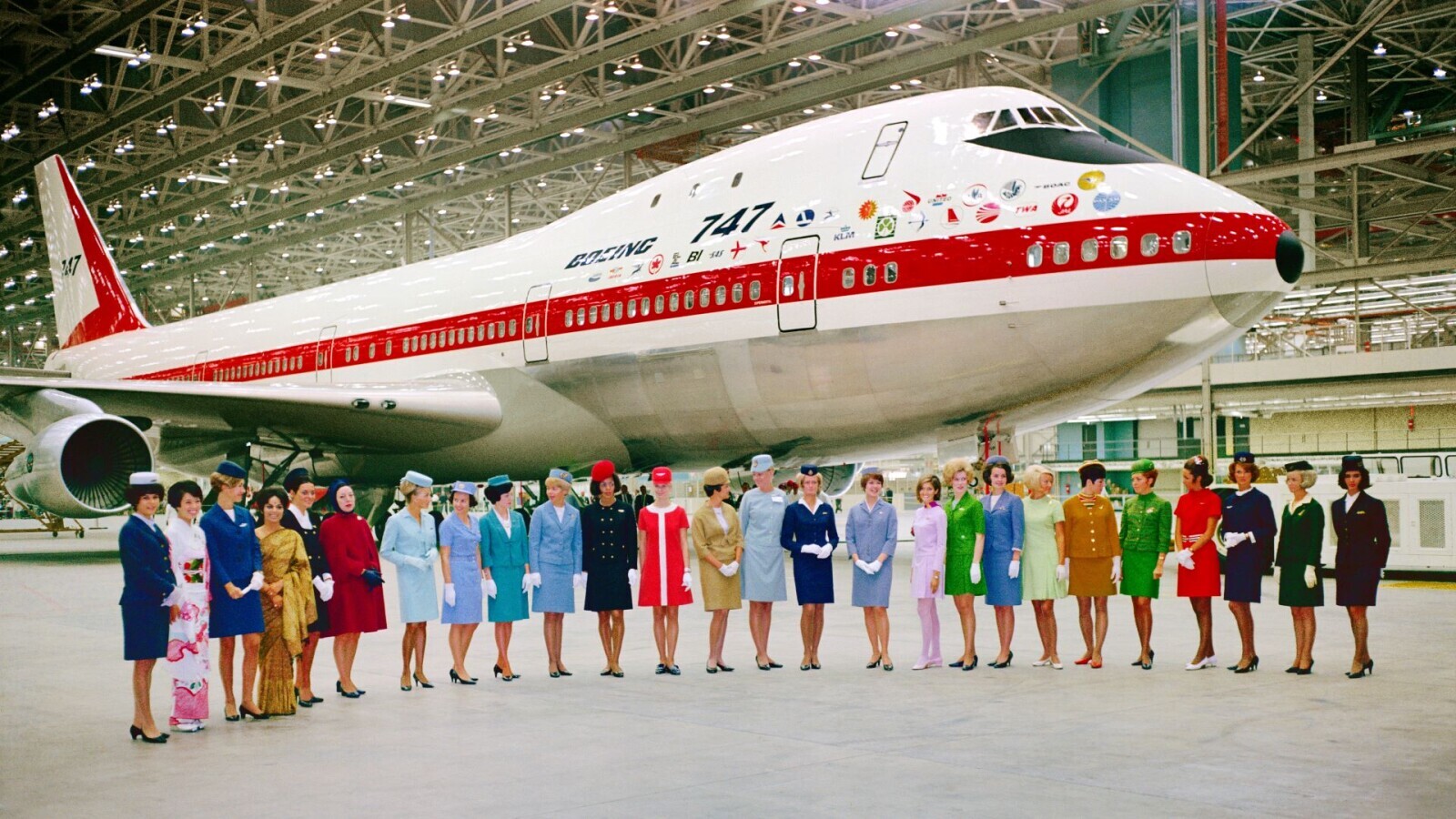 15 Photos of History Being More Recent Than You Think