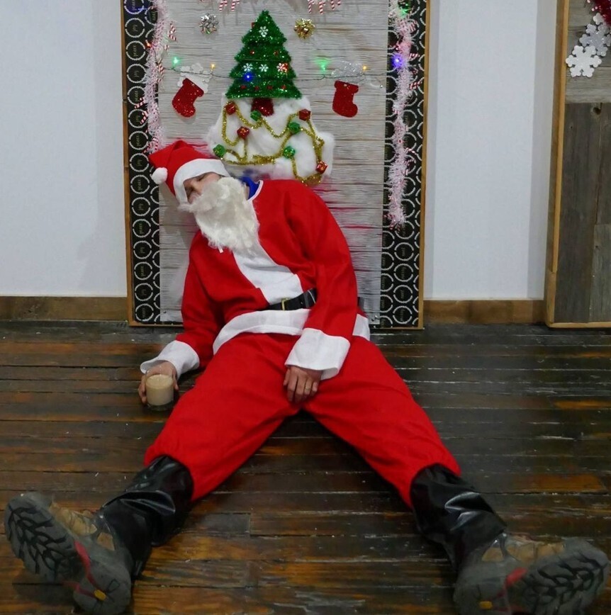 20 Santas That Won’t Be Going Home to Mrs. Clause