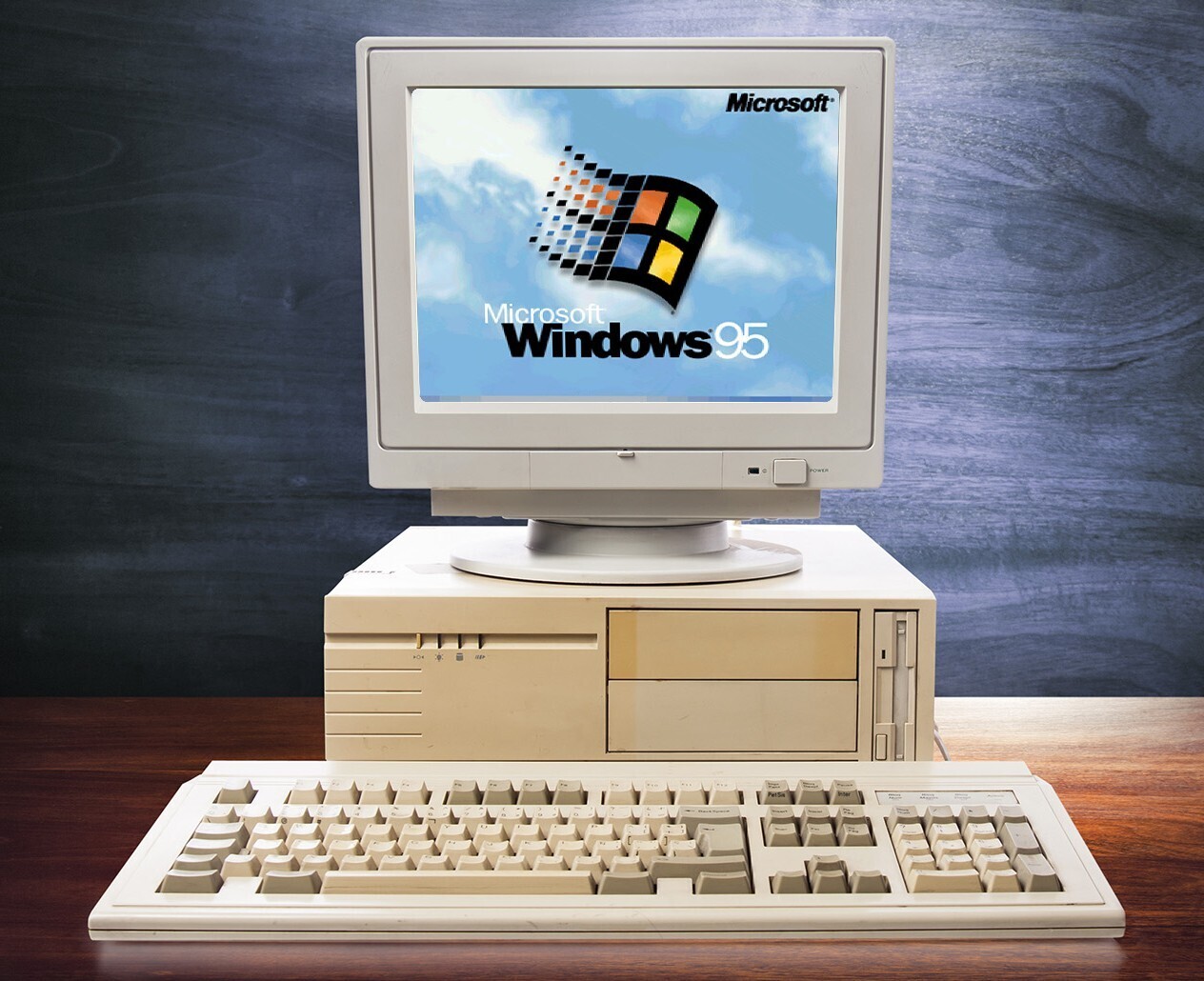 15 Photos of History Being More Recent Than You Think