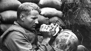 22 Photos That Brighten Reality