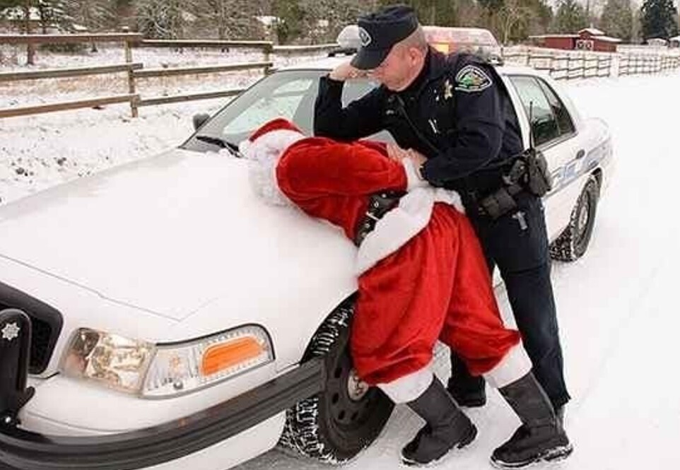 20 Santas That Won’t Be Going Home to Mrs. Clause