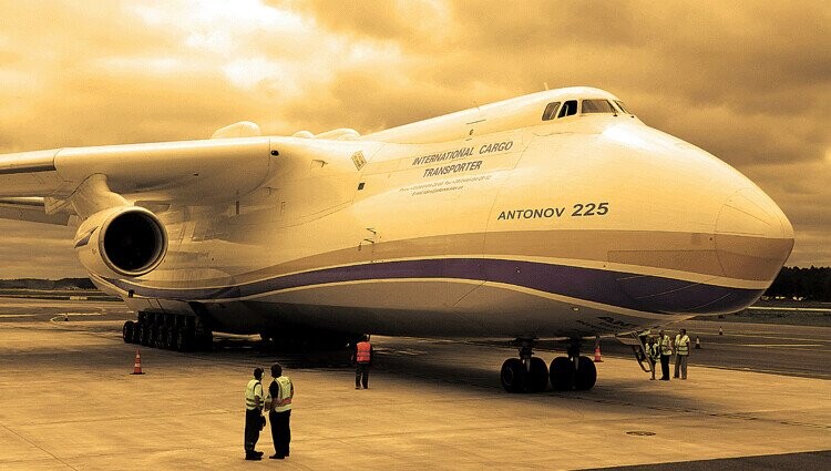 Big And Small Things With Humans For Scale