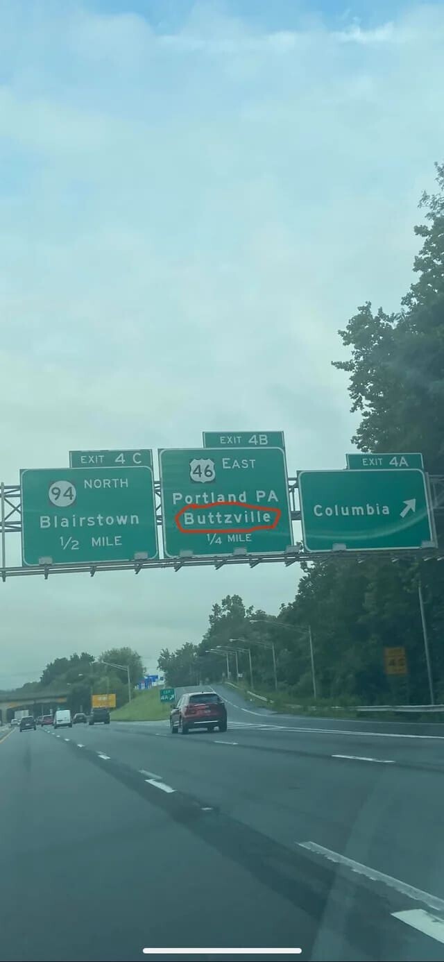 EXIT 4B EXIT 4 C EAST 46 EXIT 4A NORTH 94 Portland PA Blairstown Buttzville Columbia 1/2 MILE 1/4 MILE CER ДА -