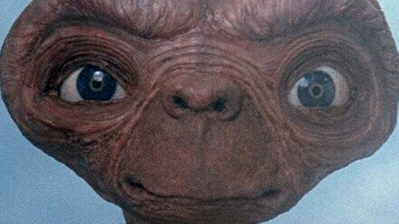 46 Alternate Beginnings, Middles and Endings to Your Favorite TV Shows and Movies