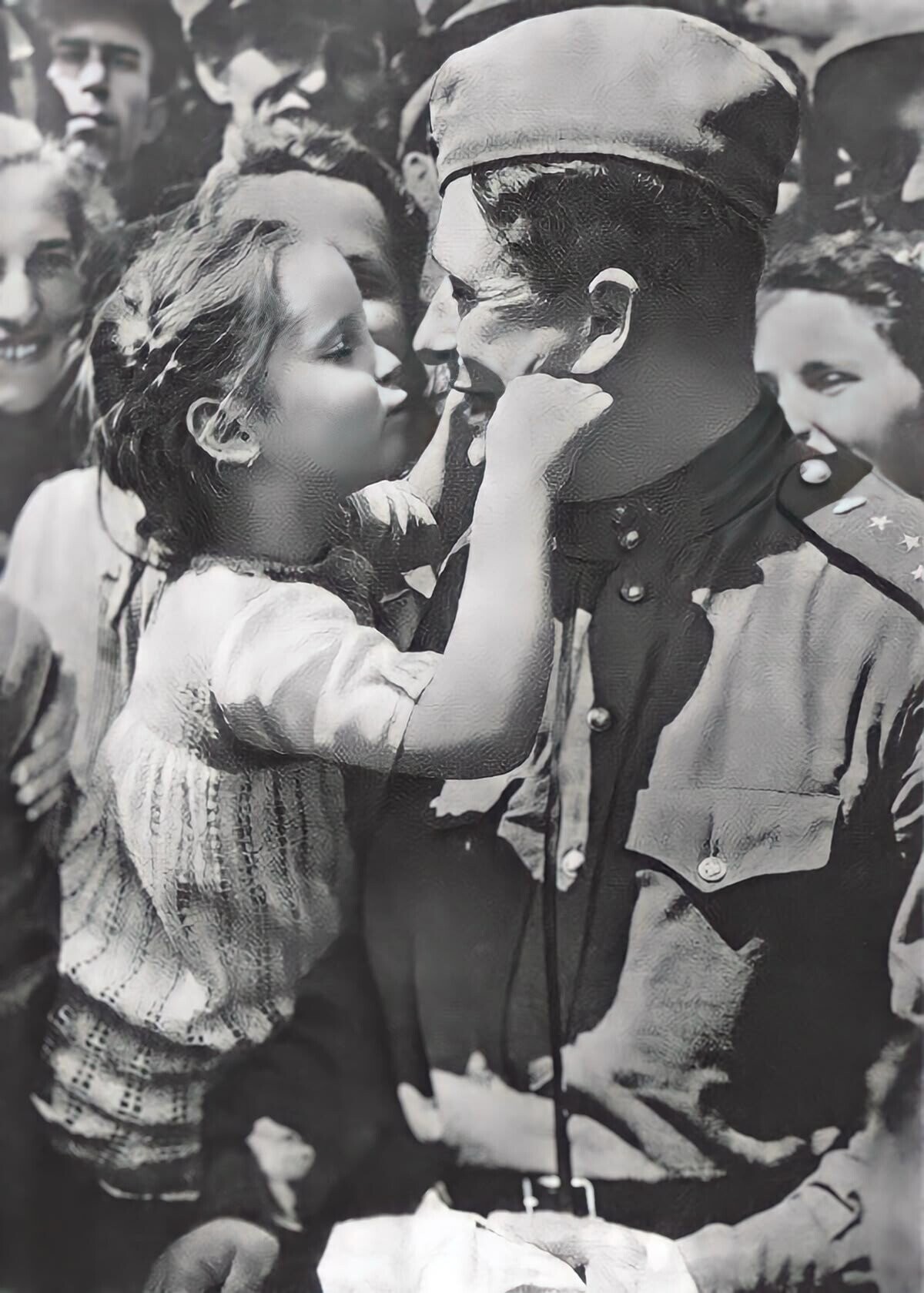 Photos That Put You Into the Middle of World War II