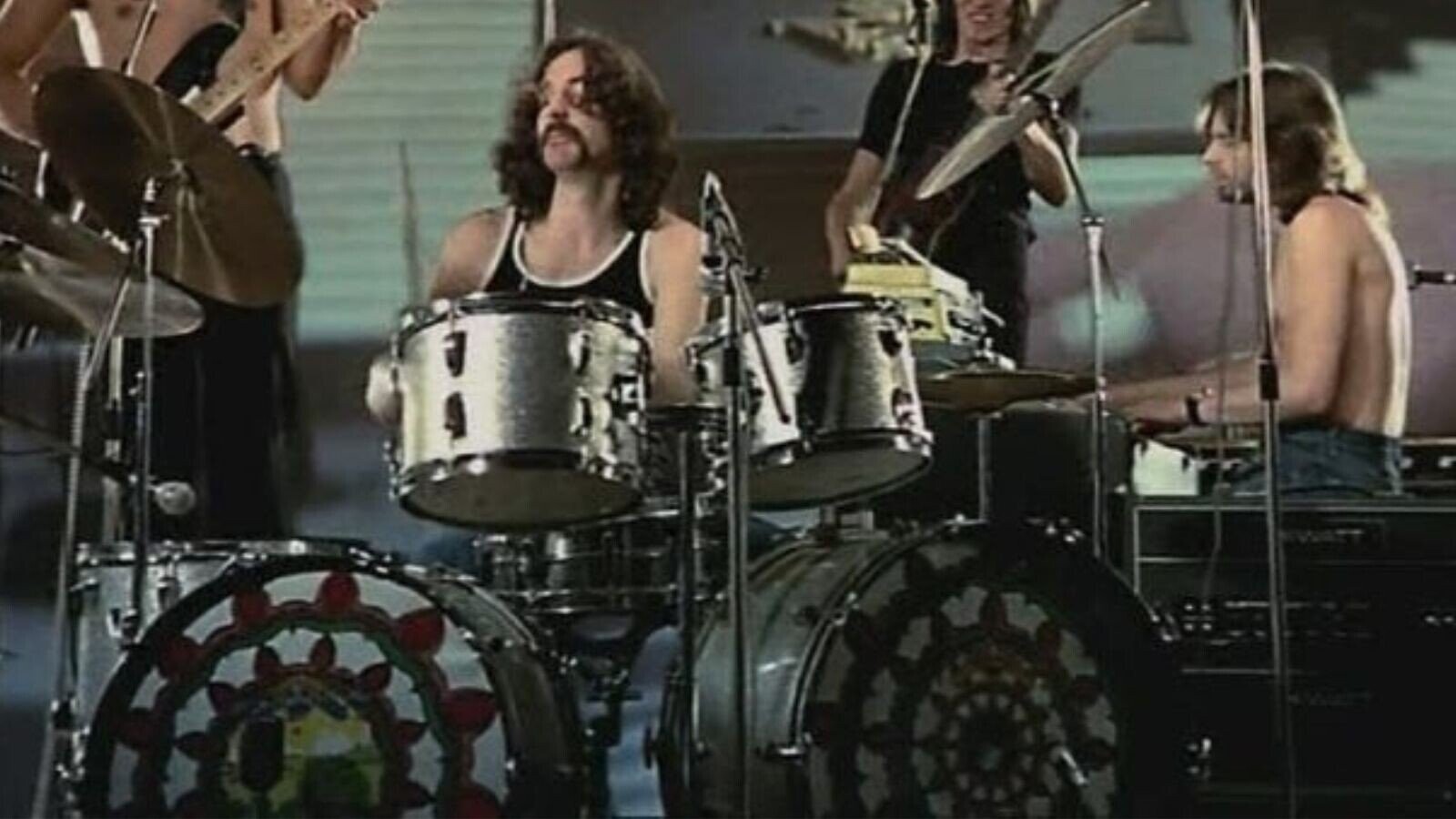 Legendary Concert Pics from the ’60s, ’70s, and ’80s | Cracked.com