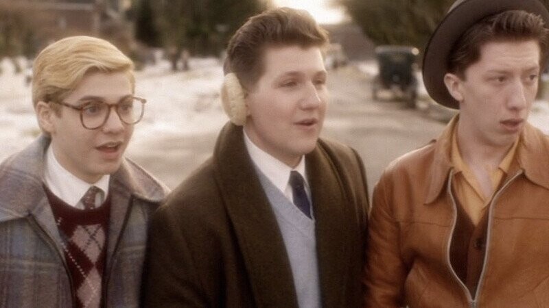 34 Random Bits of Trivia We’re Taking to Our Reunion in Lieu of a Girlfriend