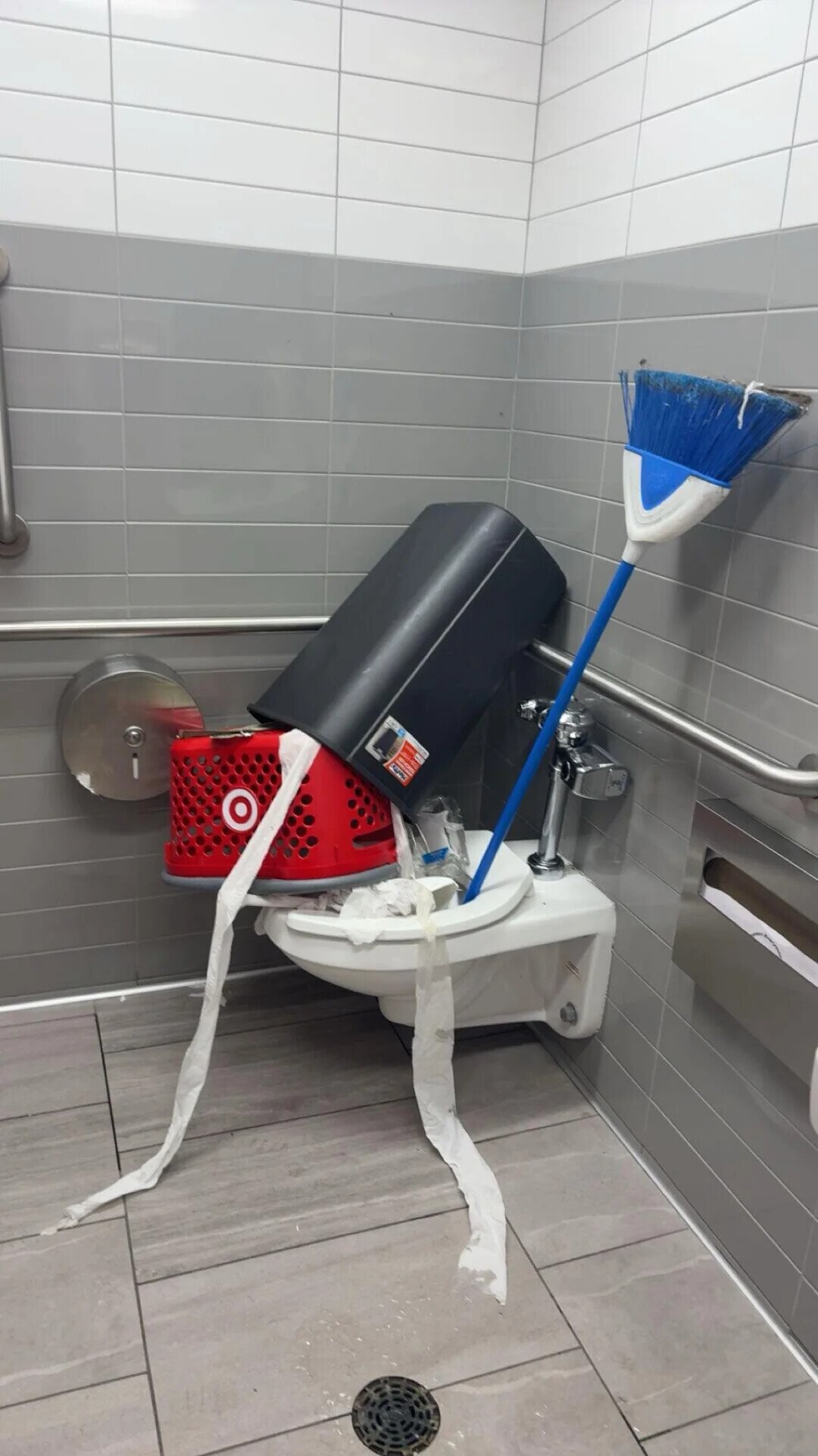 Noteworthy Photos from a Recent Safari to Target