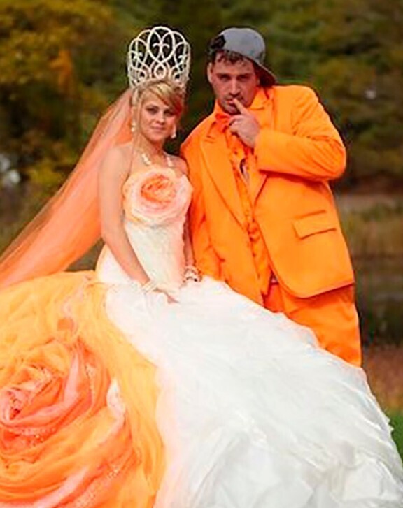 Unique Wedding Photos Showing Love Conquers All