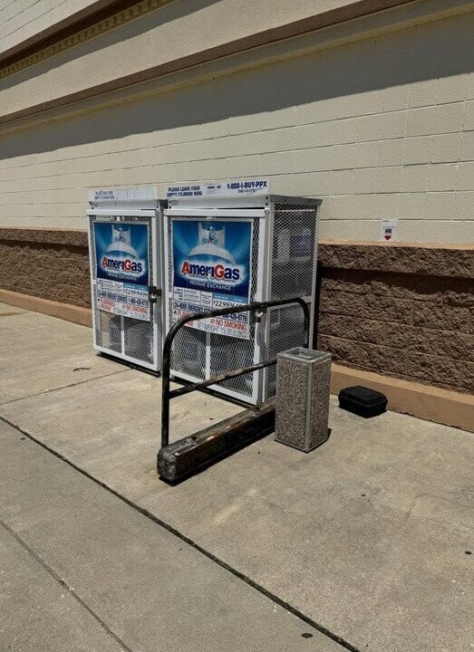 Photos Where Common Sense Isn’t a Priority