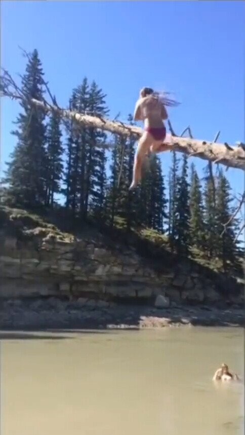 Photos Where Confidence Was Unwarranted