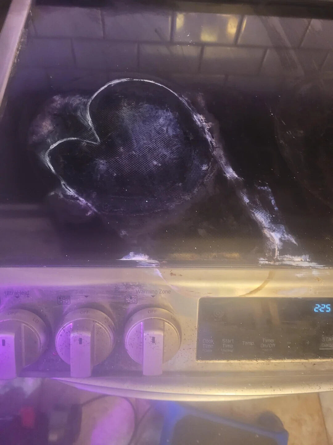 Warming Zone UltraHeat 225 OFF OFF OH LO STAR Cook Timer Start Temp. Time On/Off Time 'WH-R Food