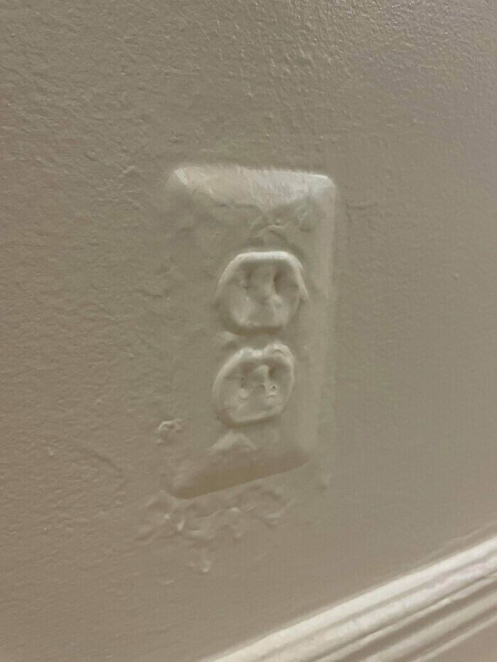 20 Questionable Pics With a High Chance of 'Eye Roll'