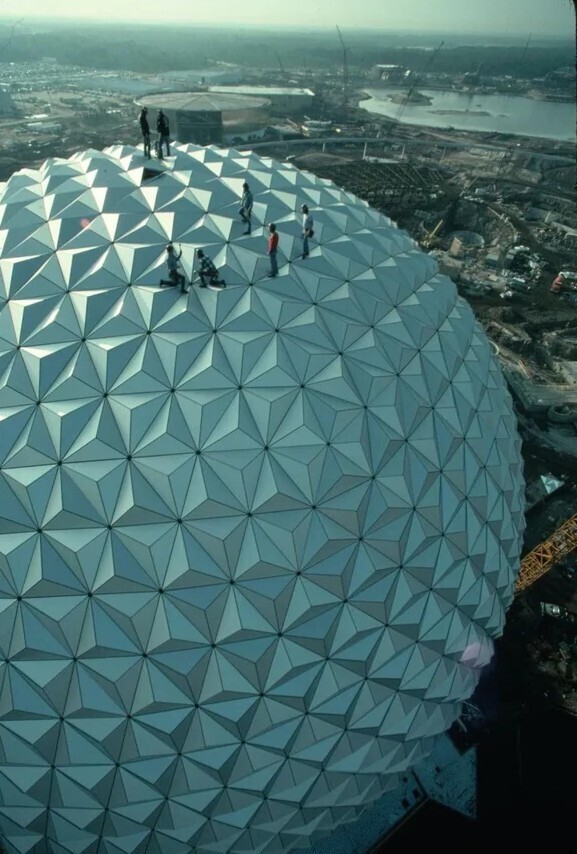 Epcot in the ’80s and ’90s: Around the World in Florida