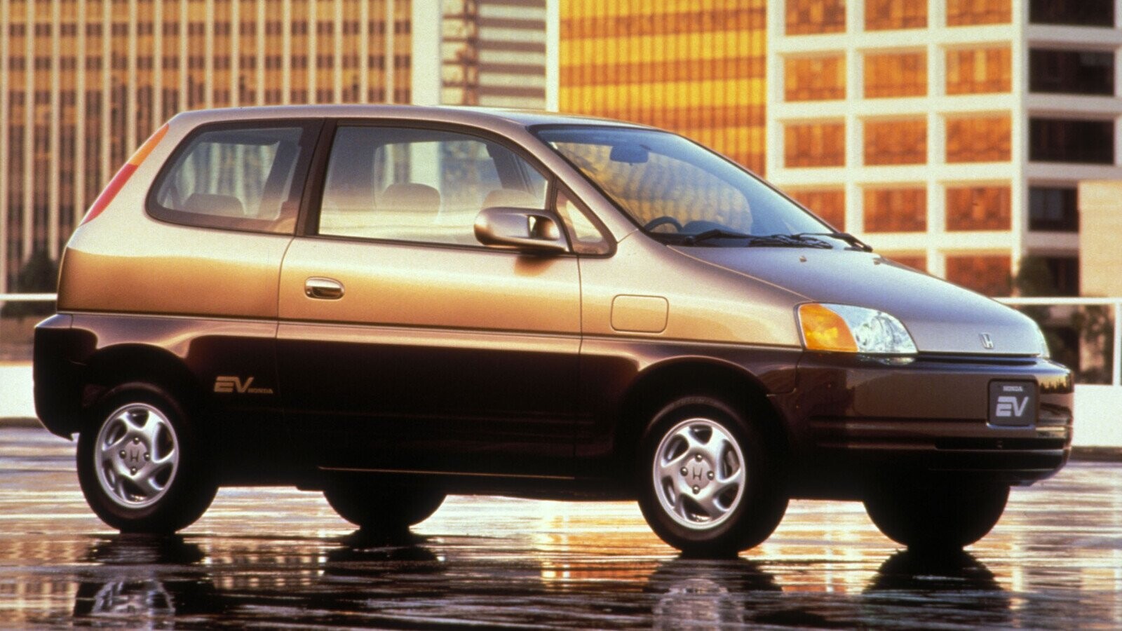 Cars That Tried To Be The Future And Totally Weren’t
