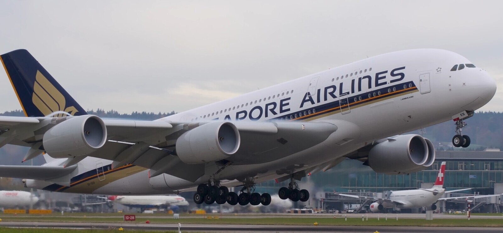 00 00 PORE AIRLINES 00 000 SAIRBUS A380 KN SHOP 10-28