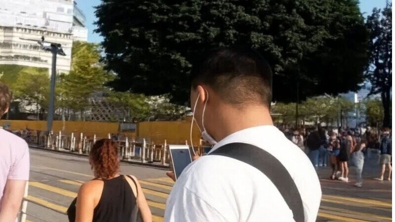 Satisfying Photos Taken at Precisely the Perfect Moment