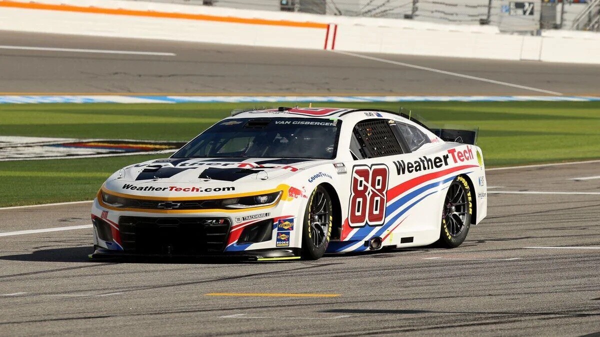 The Red Dog and Pics of Other NASCAR Classics | Cracked.com