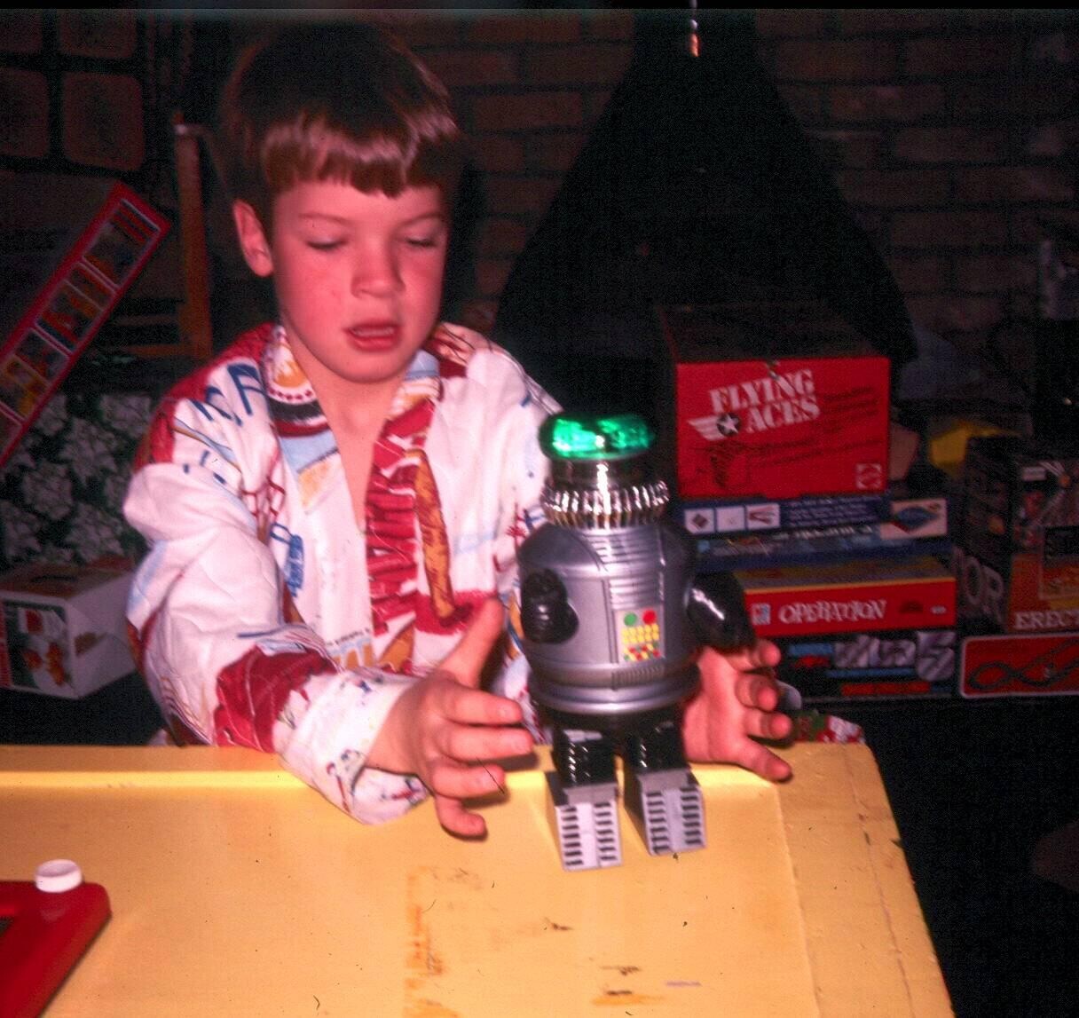 FLYING the ACES the the the un Peoples y the 1 I I ... LA the OPERATION Peare EREC