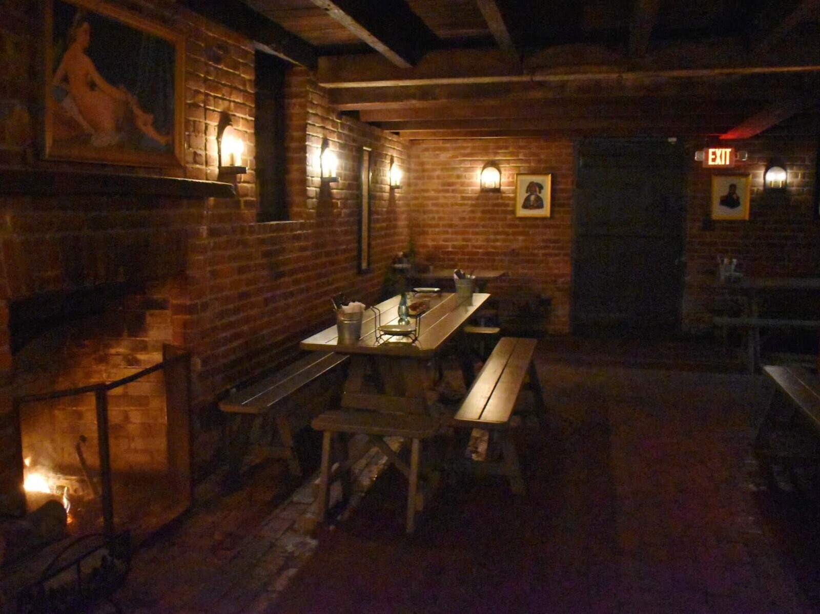 Early Restaurants That Look More Scary Than Appetizing