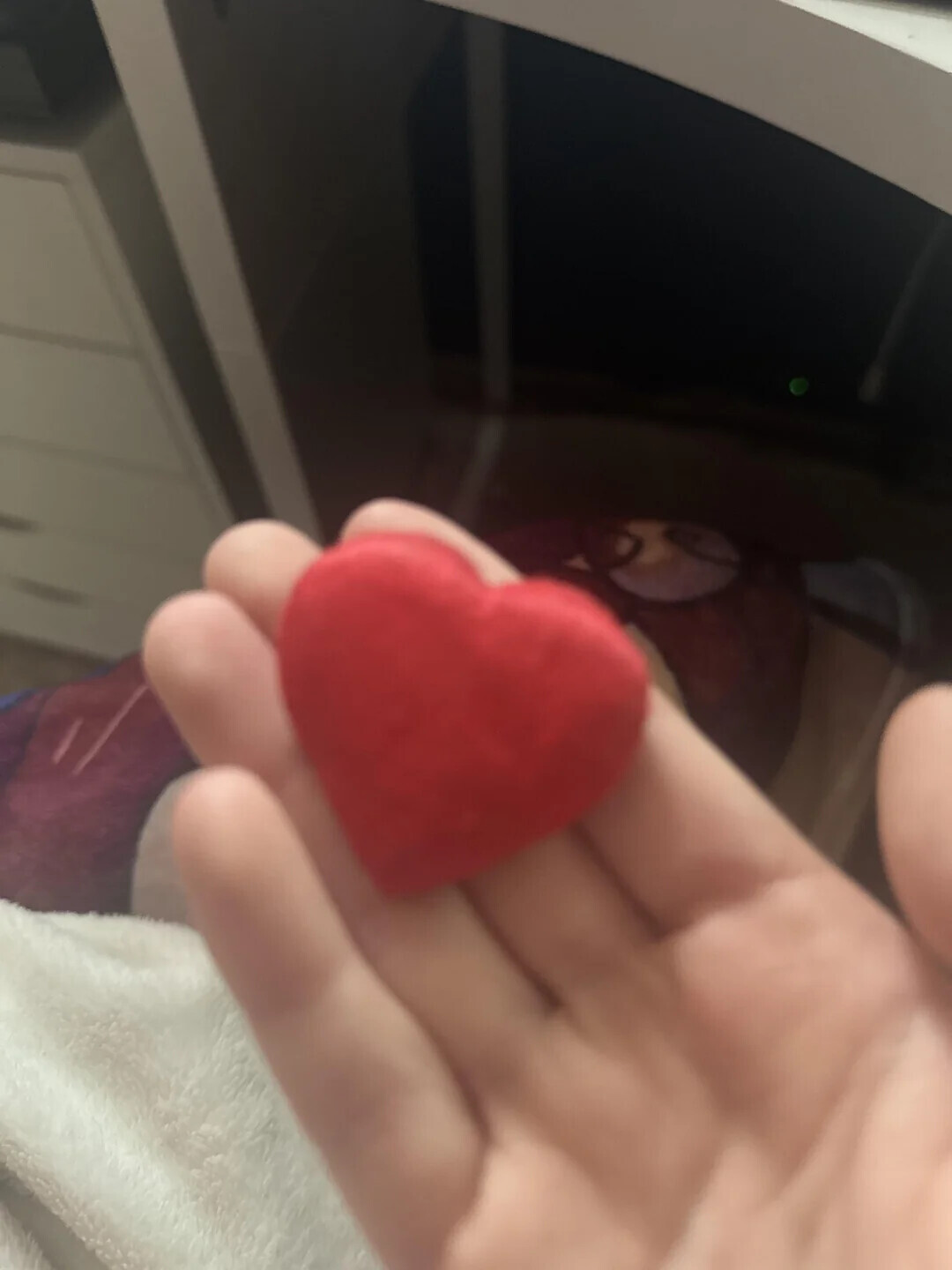 Unsettling Coincidences People Accidentally Captured