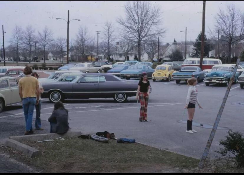 Photos Where Parking Lots Were a ’70s Dance Floor