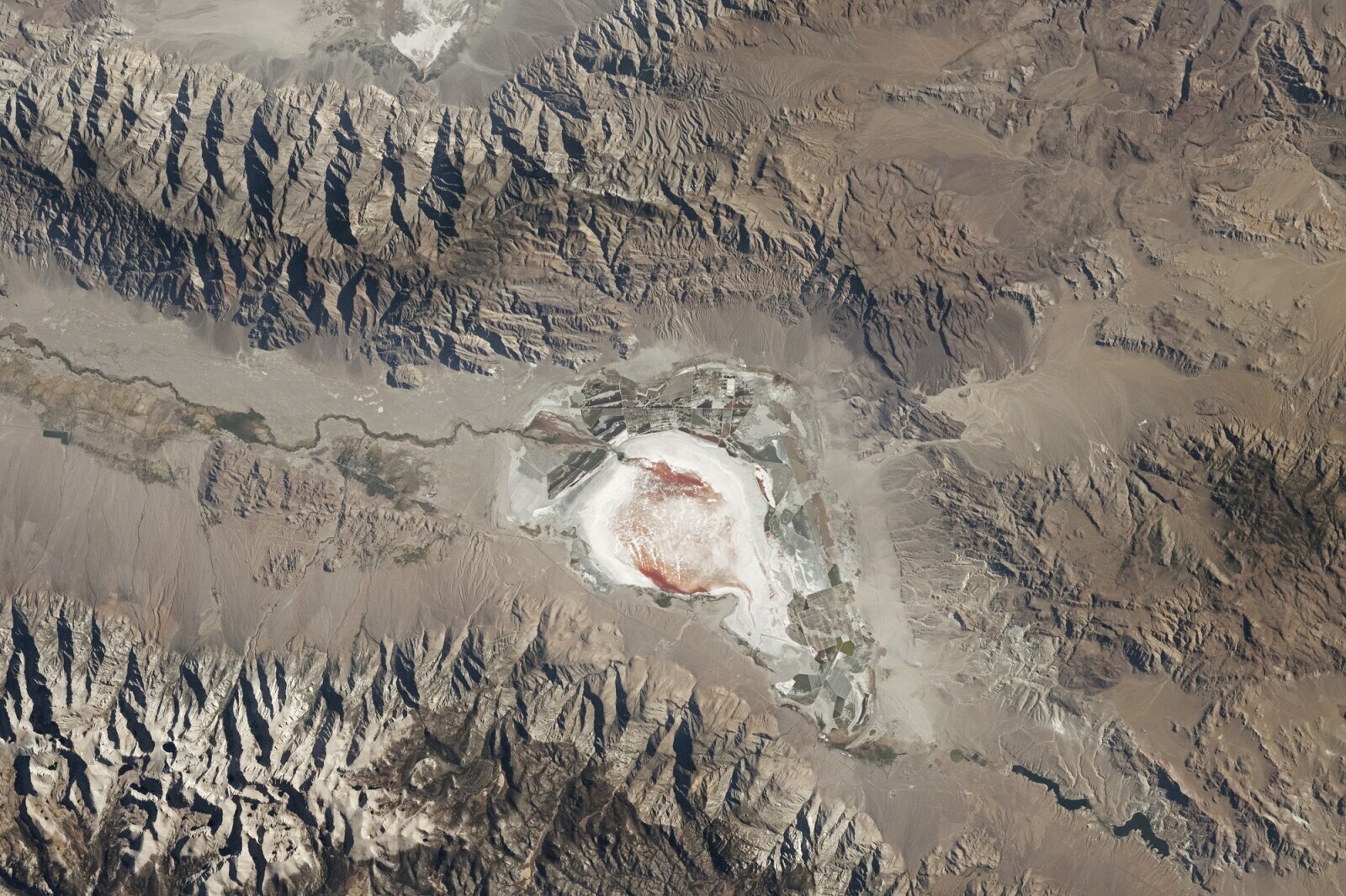 20 Places You Didn't Know You Can See from Space