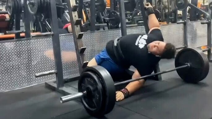 Photos Where Gym People Live Up to Their Reputation