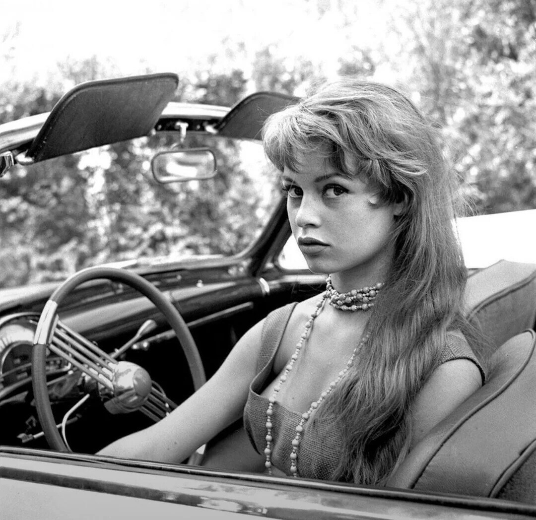 Photos Showing Brigitte Bardot, from the Very Beginning