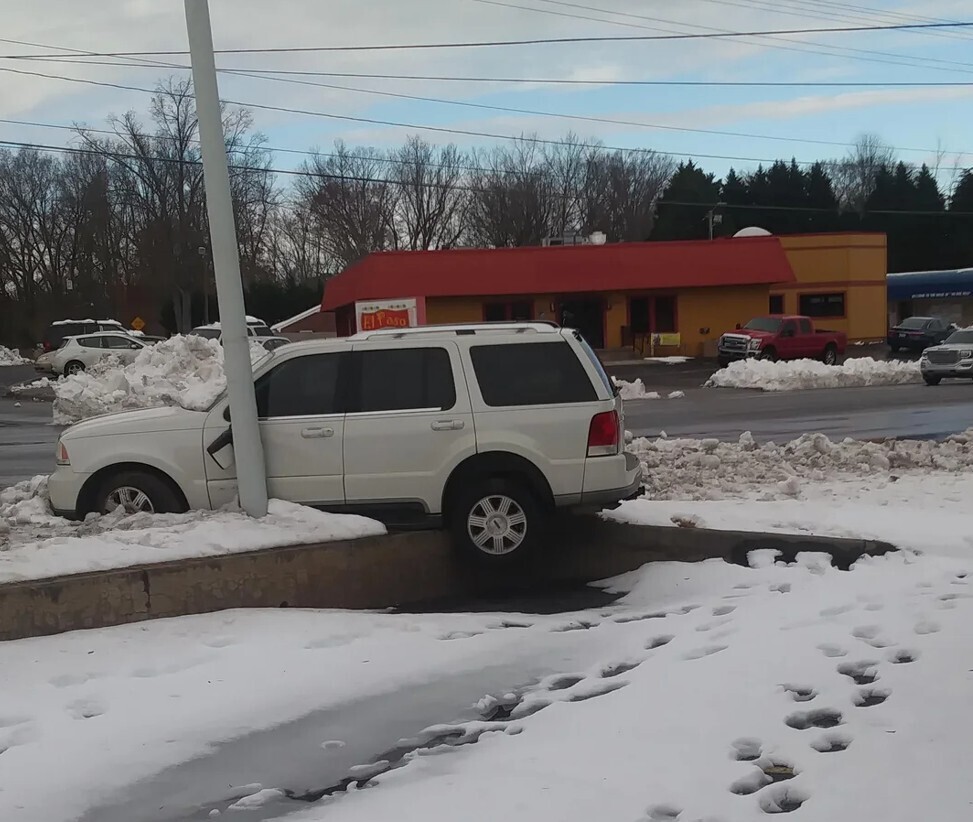 People Who Forgot How to Drive the Second Snow Fell