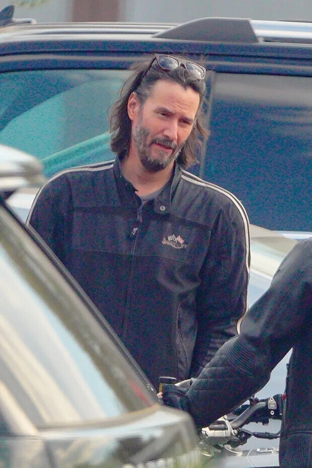 16 Photos of Keanu Reeves Looking Awesome, Just Because | Cracked.com