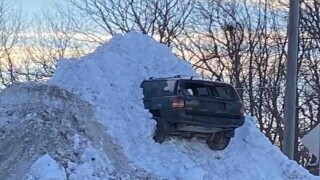 People Who Forgot How to Drive the Second Snow Fell