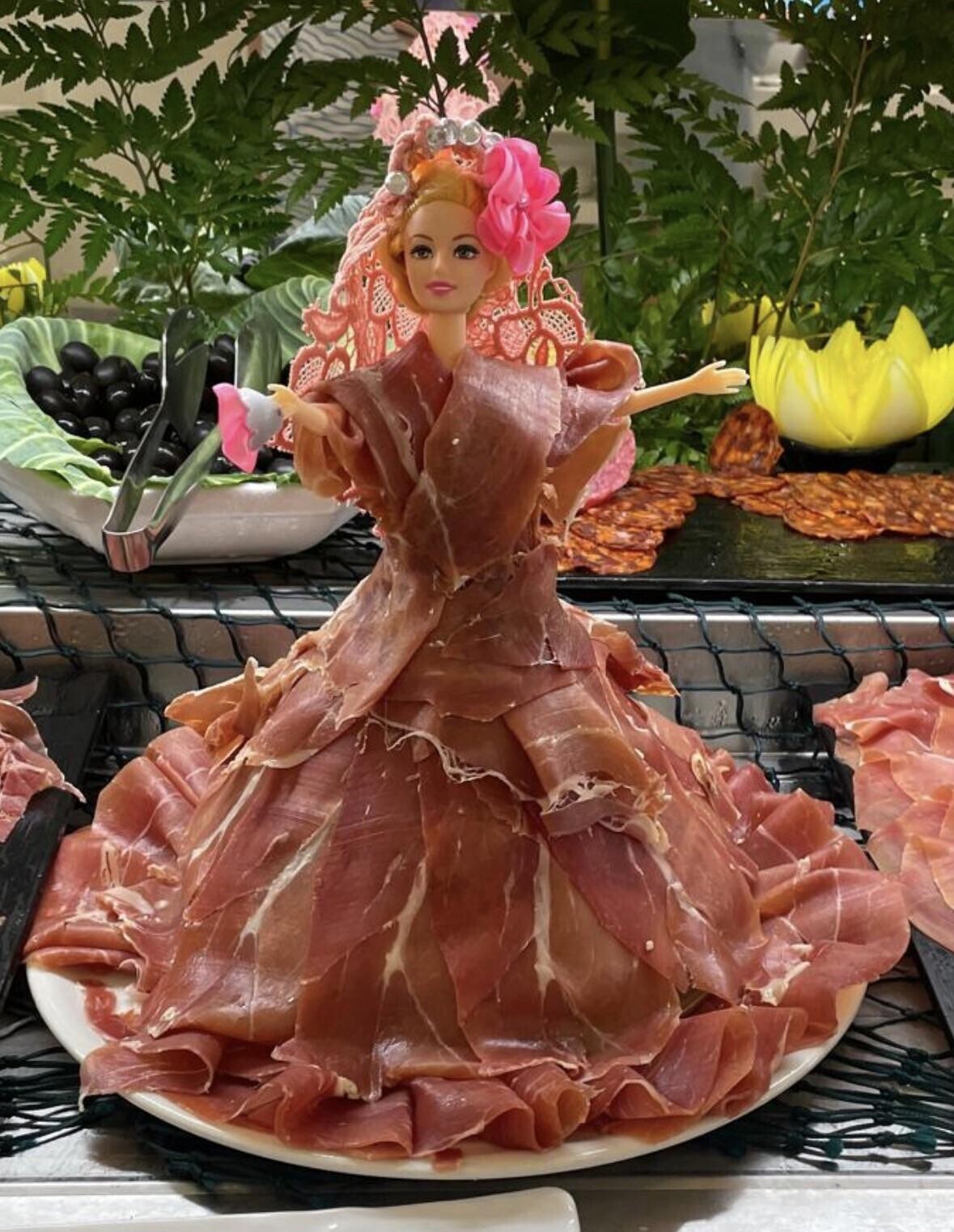 Tk Photos That Look Normal Until You Zoom In